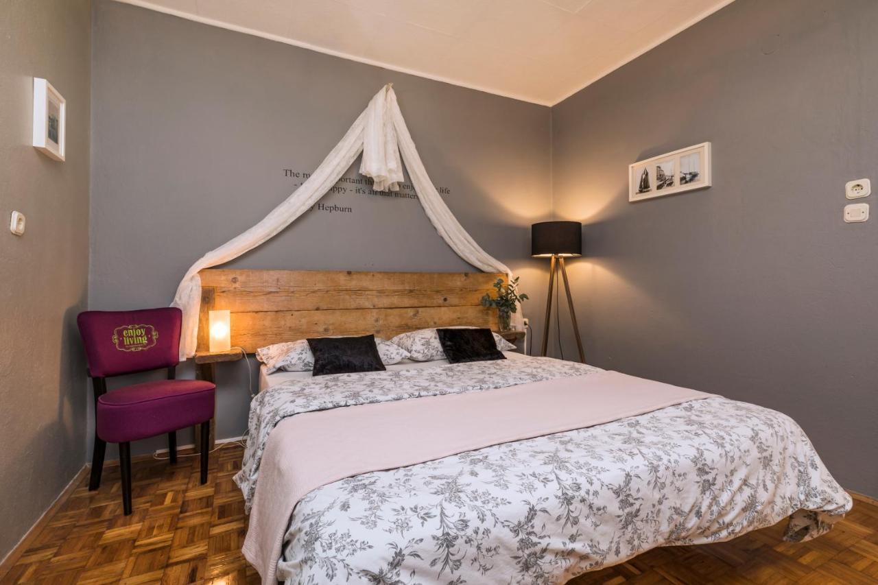Alaburic Rooms & Apartment Mali Losinj Bagian luar foto