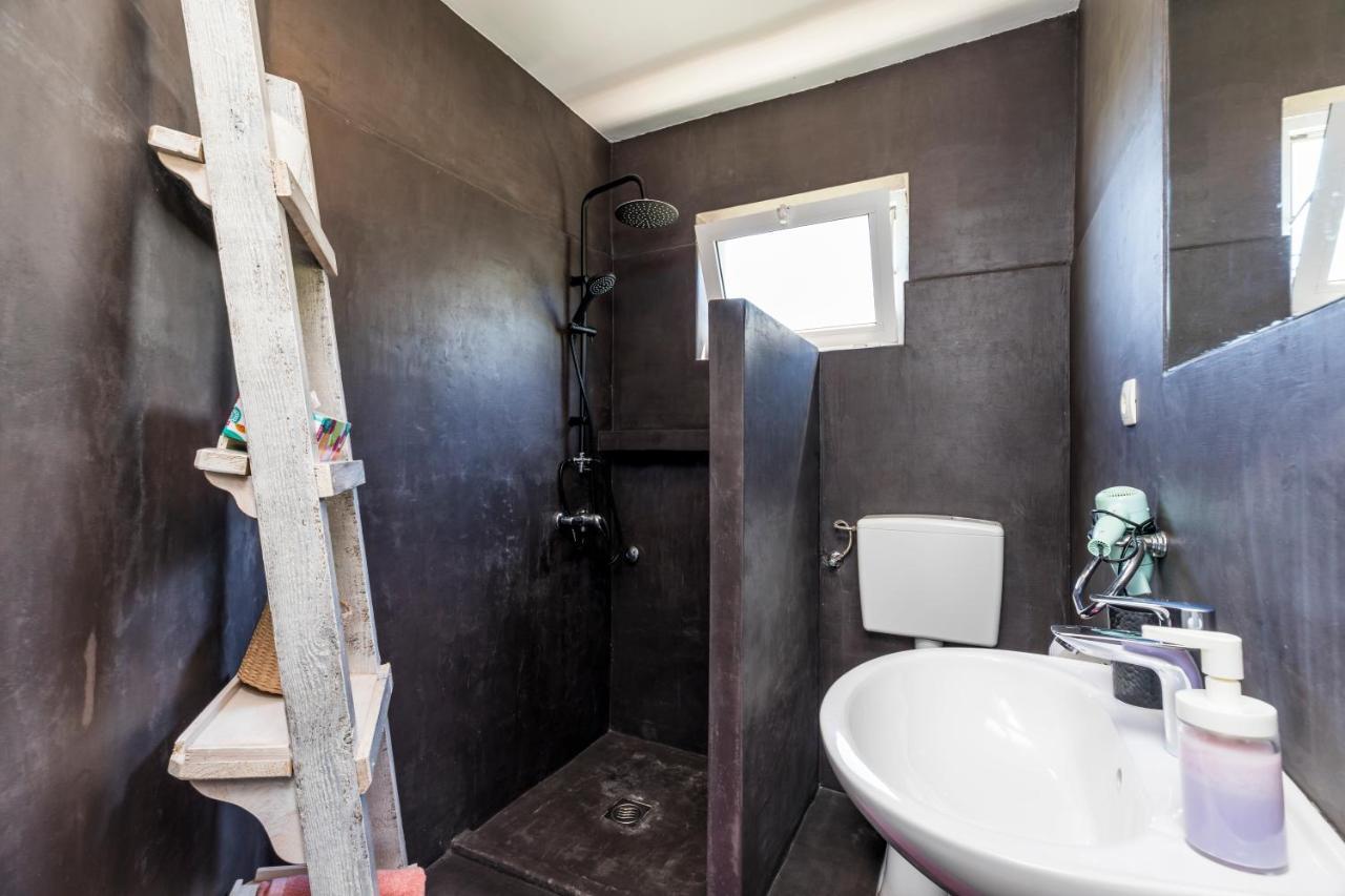 Alaburic Rooms & Apartment Mali Losinj Bagian luar foto