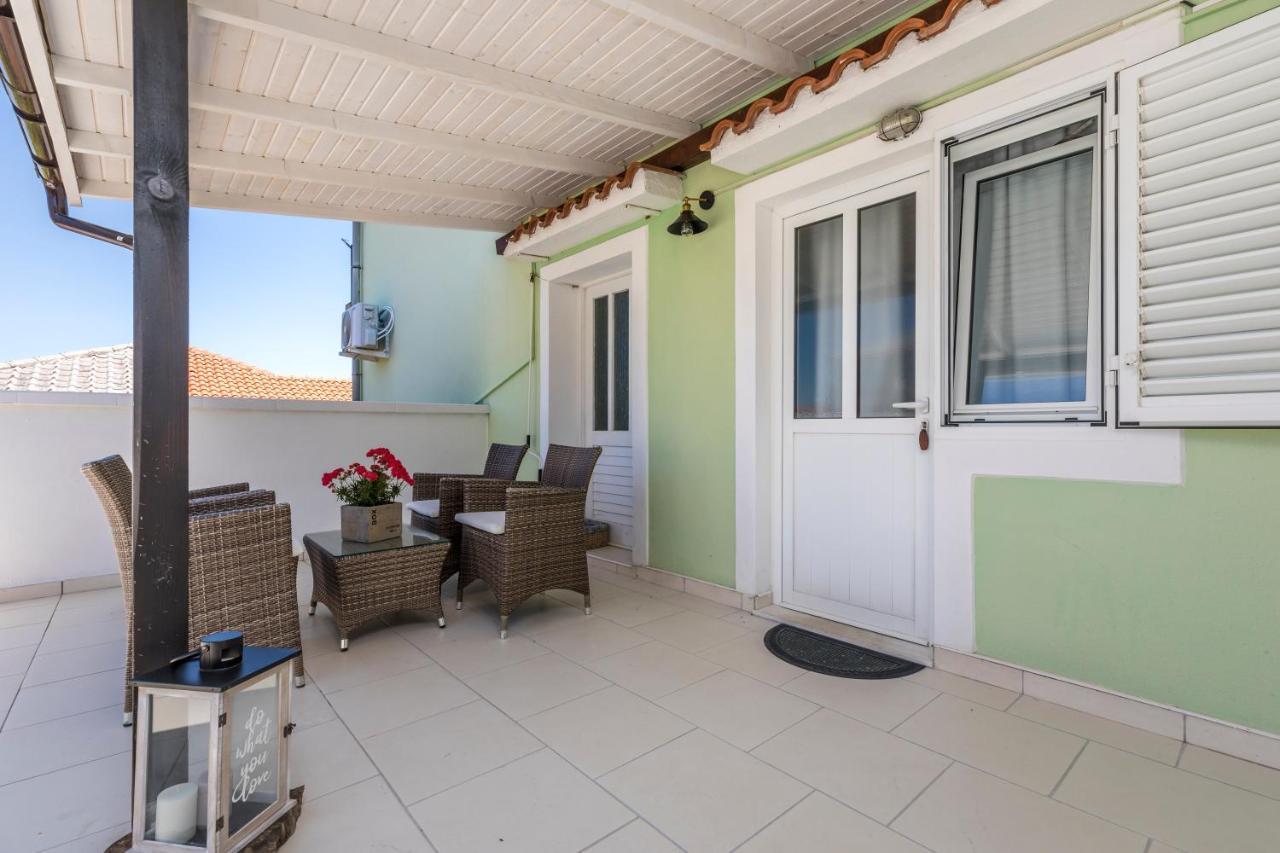 Alaburic Rooms & Apartment Mali Losinj Bagian luar foto