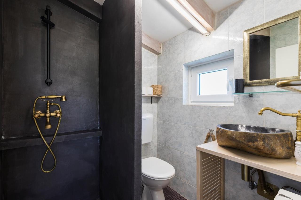Alaburic Rooms & Apartment Mali Losinj Bagian luar foto